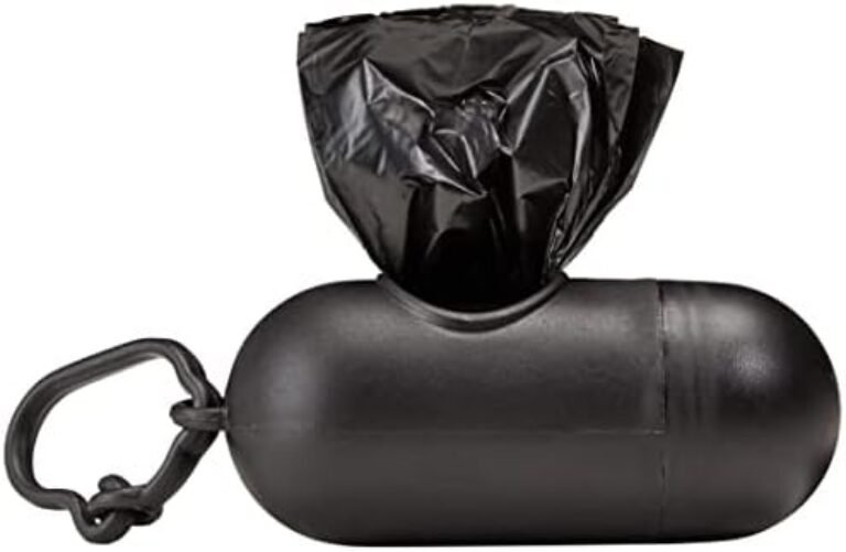 31JLufZD0yL._AC_.jpg Amazon Basics Unscented Standard Dog Poop Bags with Dispenser and Leash Clip, 13 x 9 Inches, Black - 60 Rolls (900 Bags)